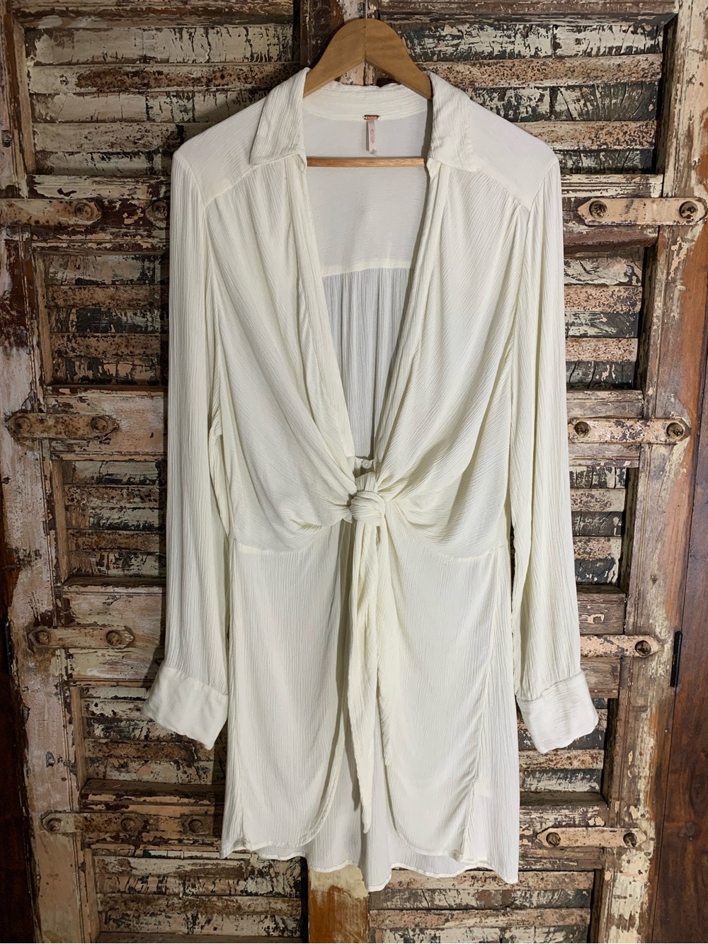 Free People Worlds Apart Cream Tie-Front Long Sleeve Tunic Cover Up, Duster, XL